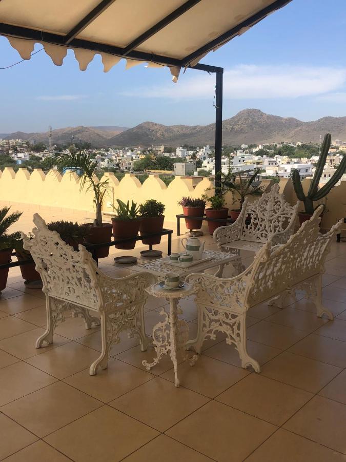 Jai Villa Homestay Udaipur Esterno foto